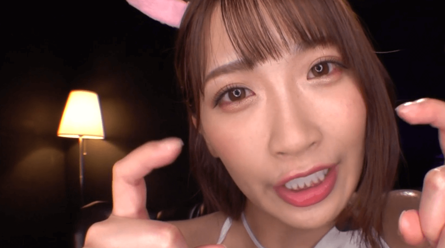 デカパイ痴女のコスプレ淫語責め 美園和花